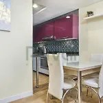 Prival - Serene 1Br Apartment In Cayan Tower