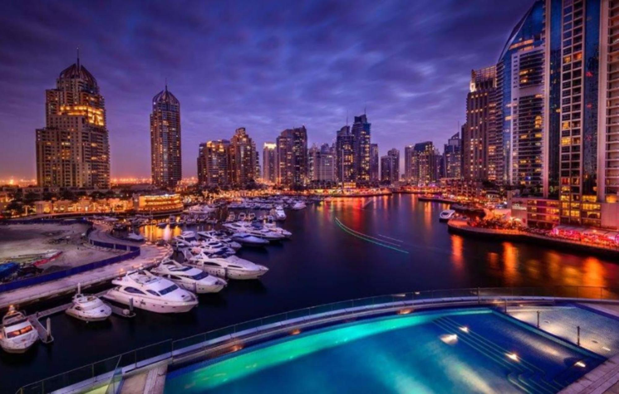 Prival - Serene 1br In Cayan Tower Apartment